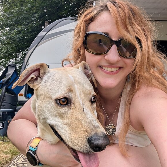 Meet your Posher, Kelsey - Picture 1 of 13